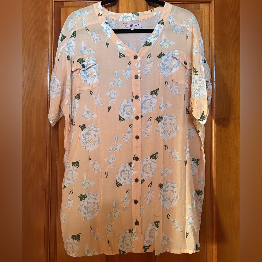 Alohiwai Taahine Tunic